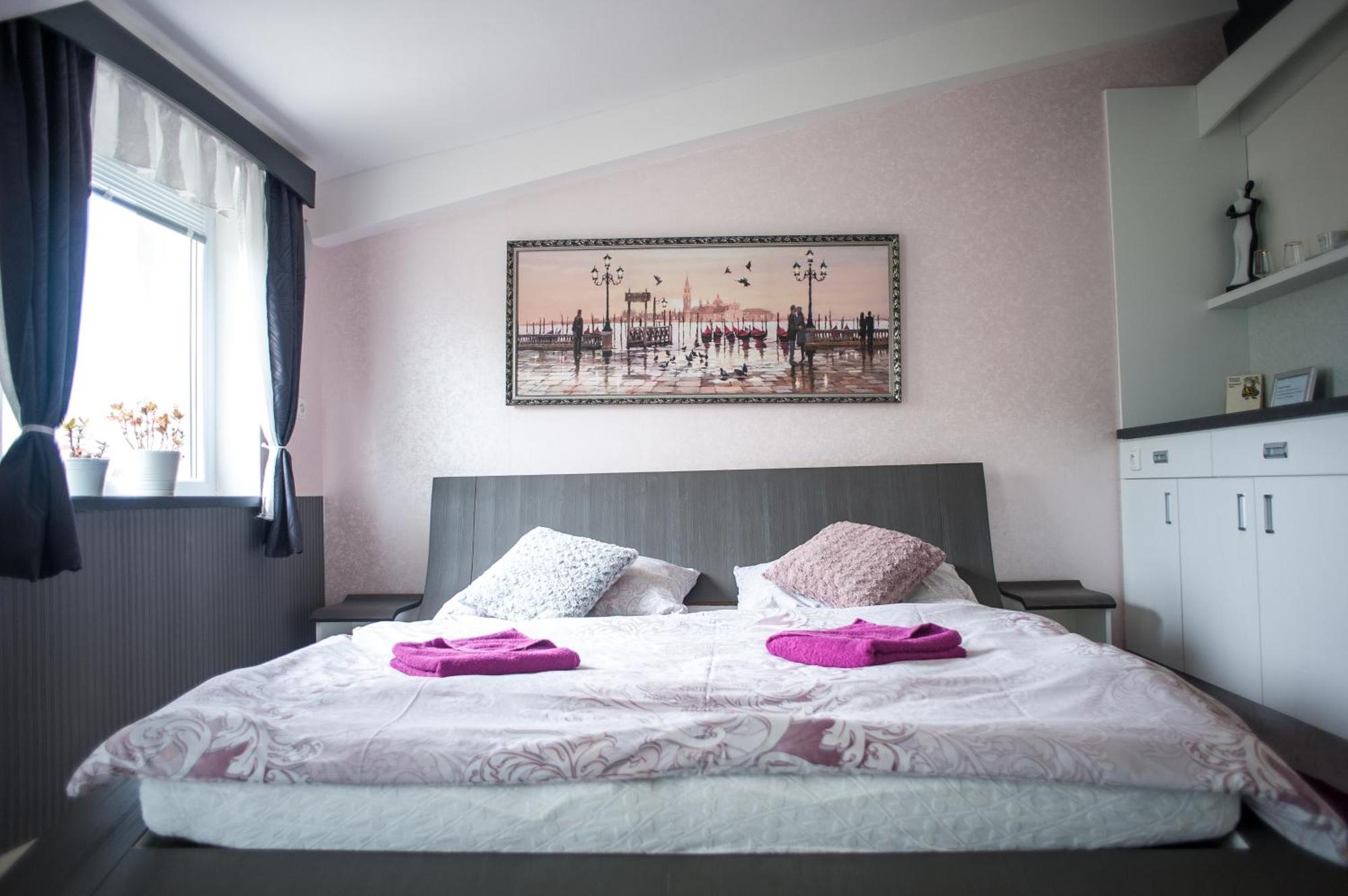 Lucni Penzion Česká Skalice Bagian luar foto