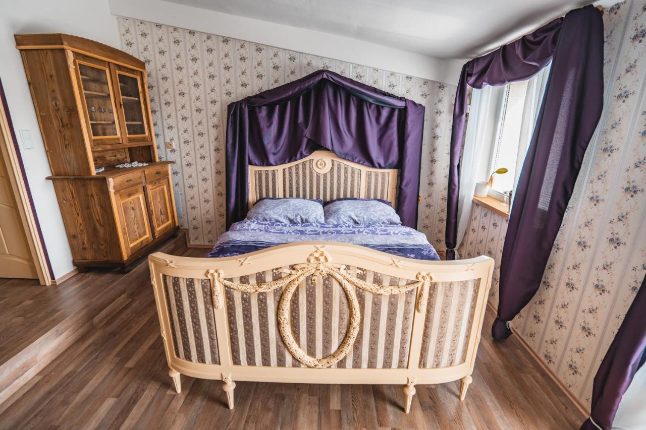 Lucni Penzion Česká Skalice Bagian luar foto